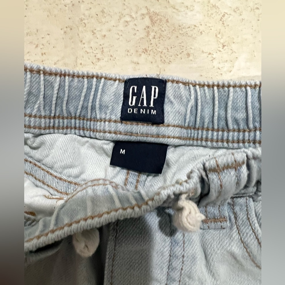 GAP boys denim shorts bundle size M. Light was and black wash. - Picture 5 of 7